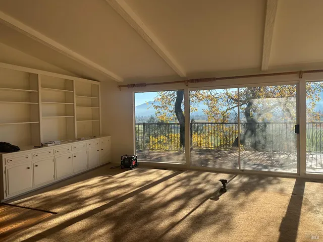 $10,000 | 121 Knoll Place, St. Helena, CA 94574