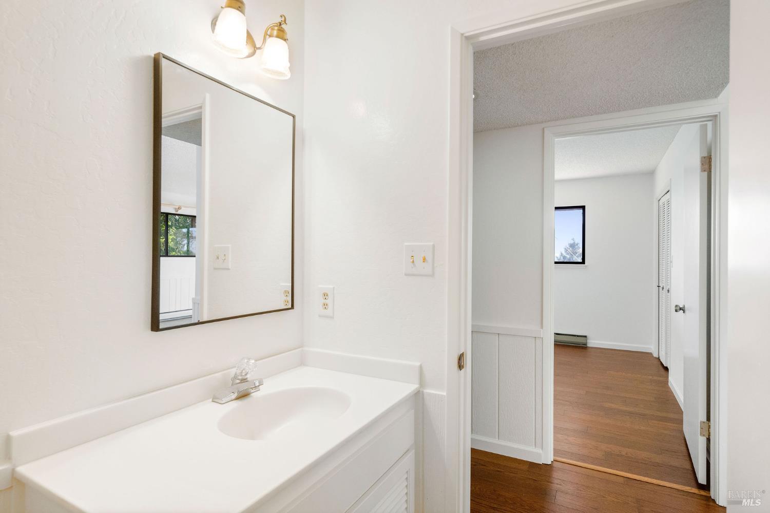 121 Knoll Place St. Helena, CA 94574 - Photo 45 of 54 1/2 Bath Lower Level