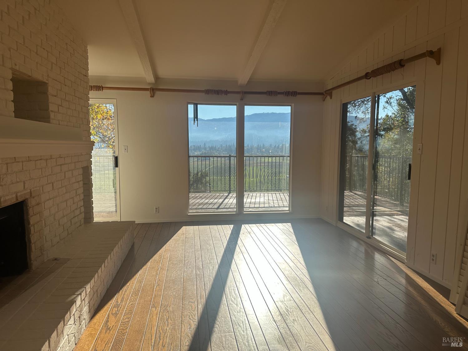 121 Knoll Place St. Helena, CA 94574 - Photo 6 of 19