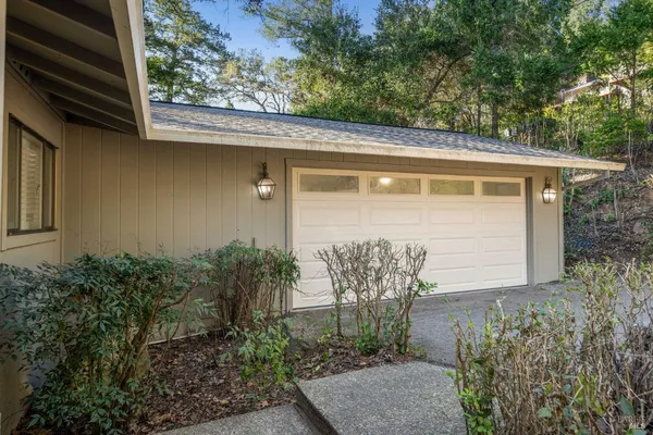 $7,000 | 121 Knoll Place, St. Helena, CA 94574