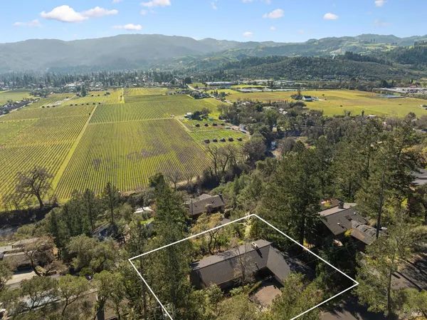 $7,000 | 121 Knoll Place, St. Helena, CA 94574