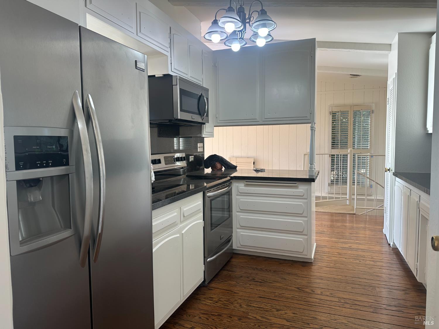 121 Knoll Place St. Helena, CA 94574 - Photo 7 of 19