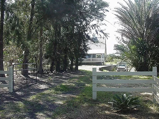 81-2026 Haku Nui Road Captain Cook, HI 96704 - Photo 3 of 25