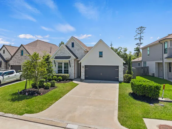 $449,500 | 534 Cedar Harbor Court, Conroe, TX 77304