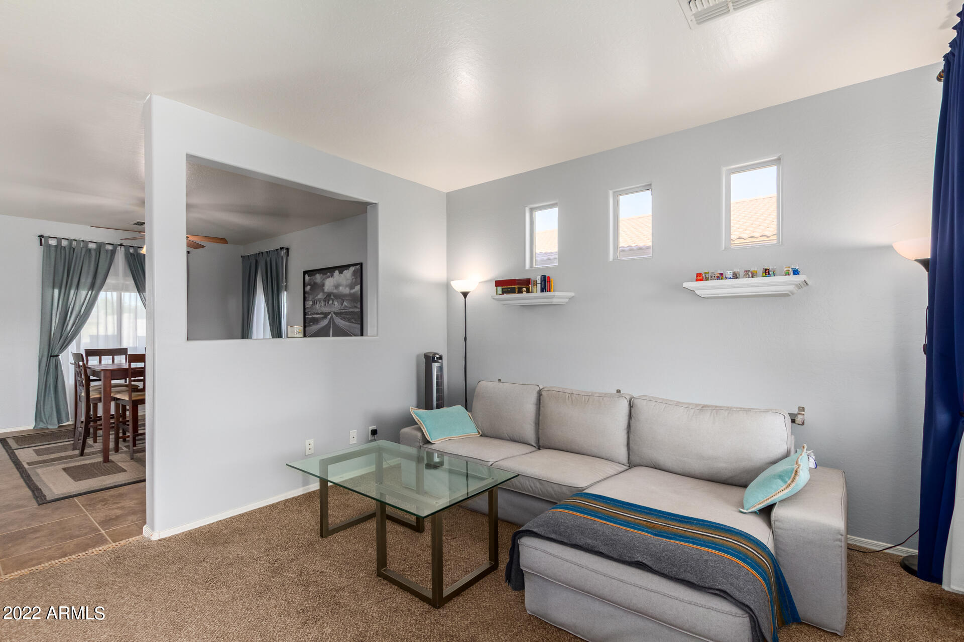 11010 West Griswold Road Peoria, AZ 85345 - Photo 2 of 15 Living Room