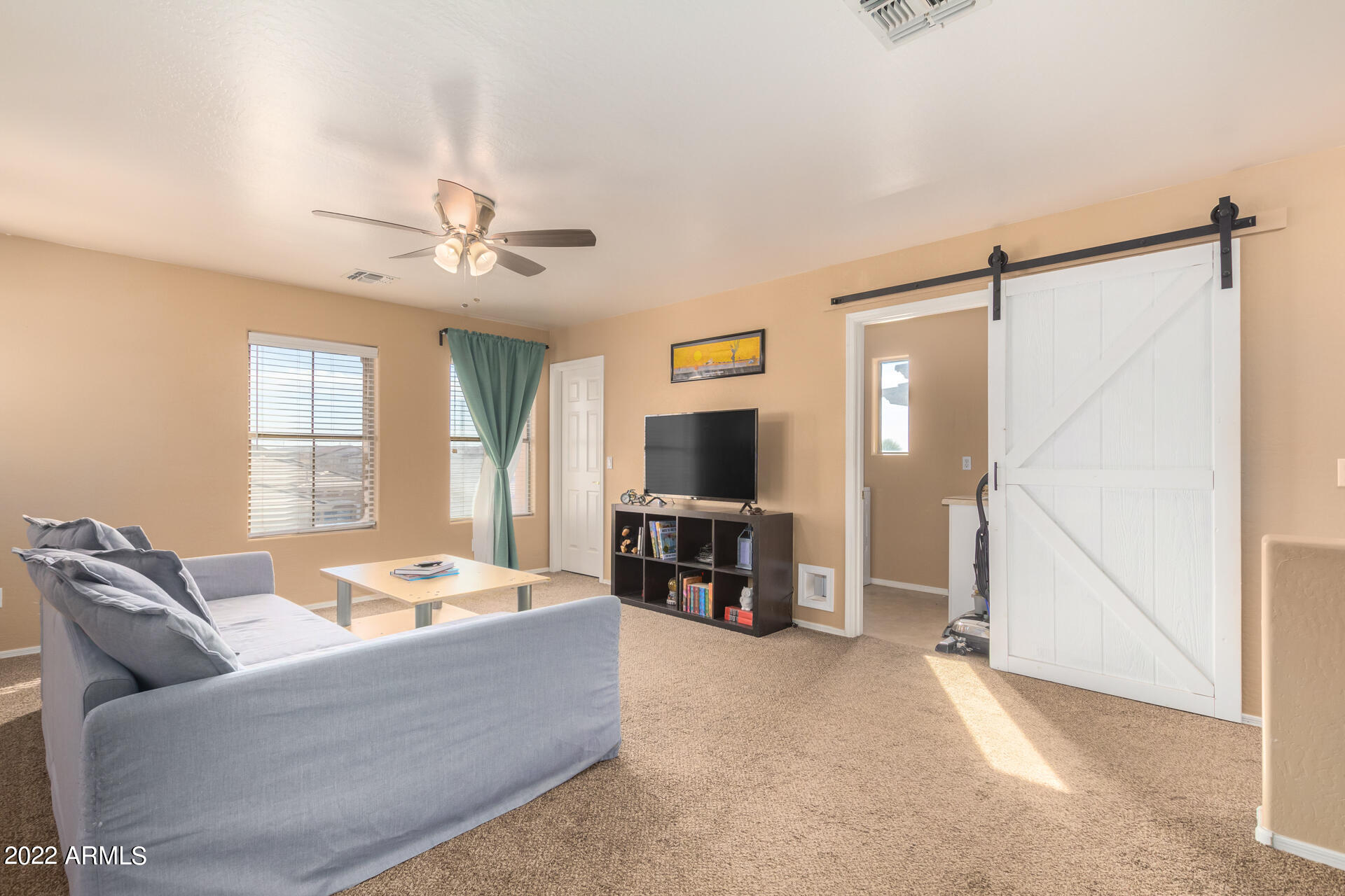 11010 West Griswold Road Peoria, AZ 85345 - Photo 7 of 15 Upstairs Living