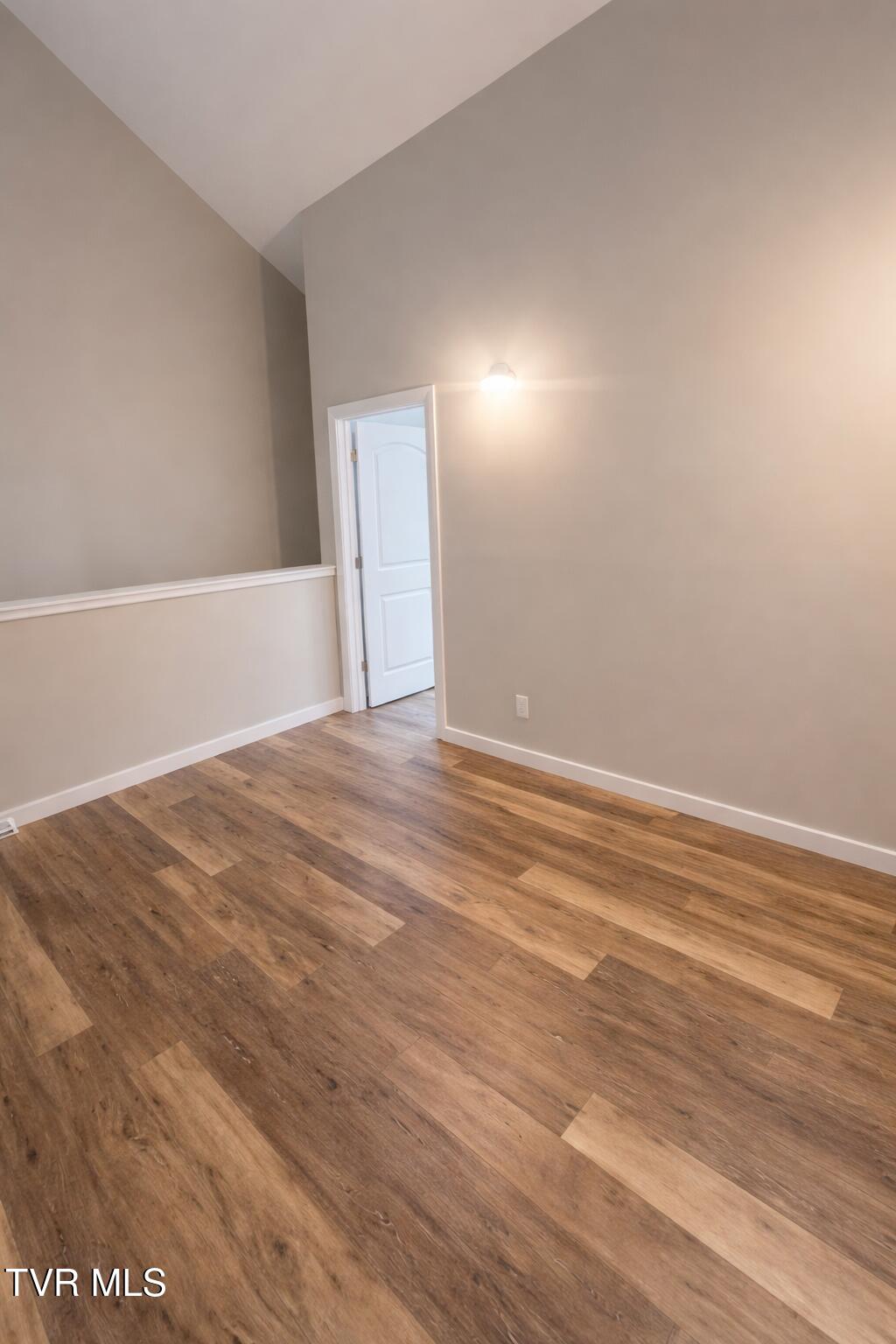 115 Beechnut Street, Unit H7 Johnson City, TN 37601 - Photo 11 of 18 Master Bedroom