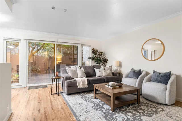 $295,000 | 555 Vallombrosa Avenue, Unit 73, Chico, CA 95926