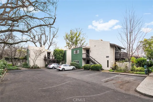$295,000 | 555 Vallombrosa Avenue, Unit 73, Chico, CA 95926