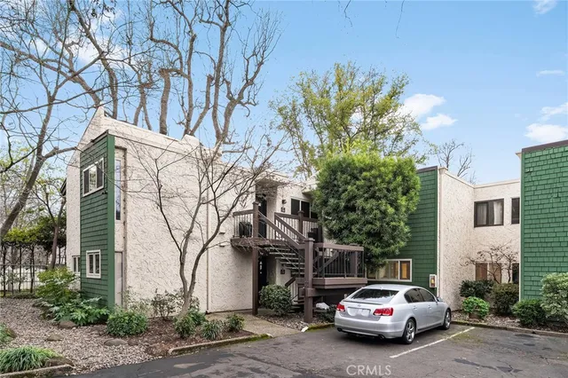 $295,000 | 555 Vallombrosa Avenue, Unit 73, Chico, CA 95926