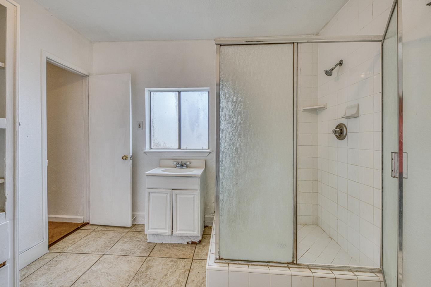 431 Espinosa Road Salinas, CA 93907 - Photo 60 of 96 Gallery Image 60