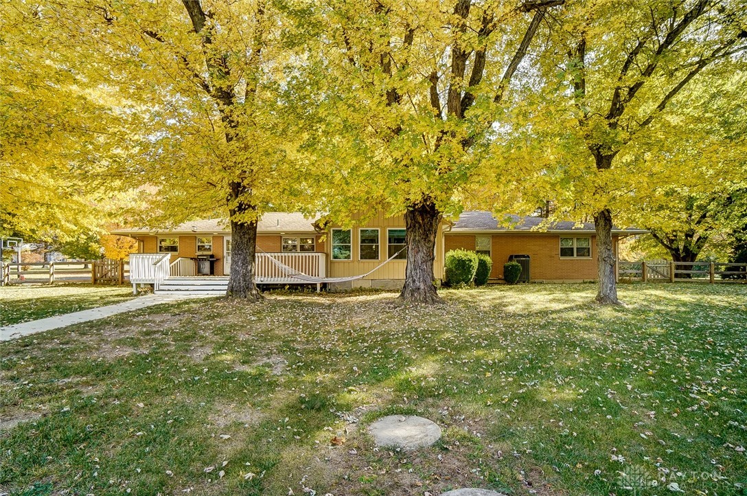 8569 Red Lion 5 Points Road Springboro, OH 45066 - Photo 5 of 60 Gallery Image 5