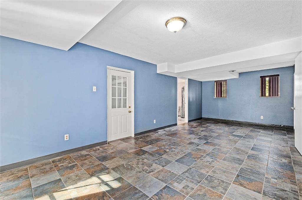 801 Elm Spring Road Pittsburgh, PA 15243 - Photo 11 of 25 a view of an empty room
