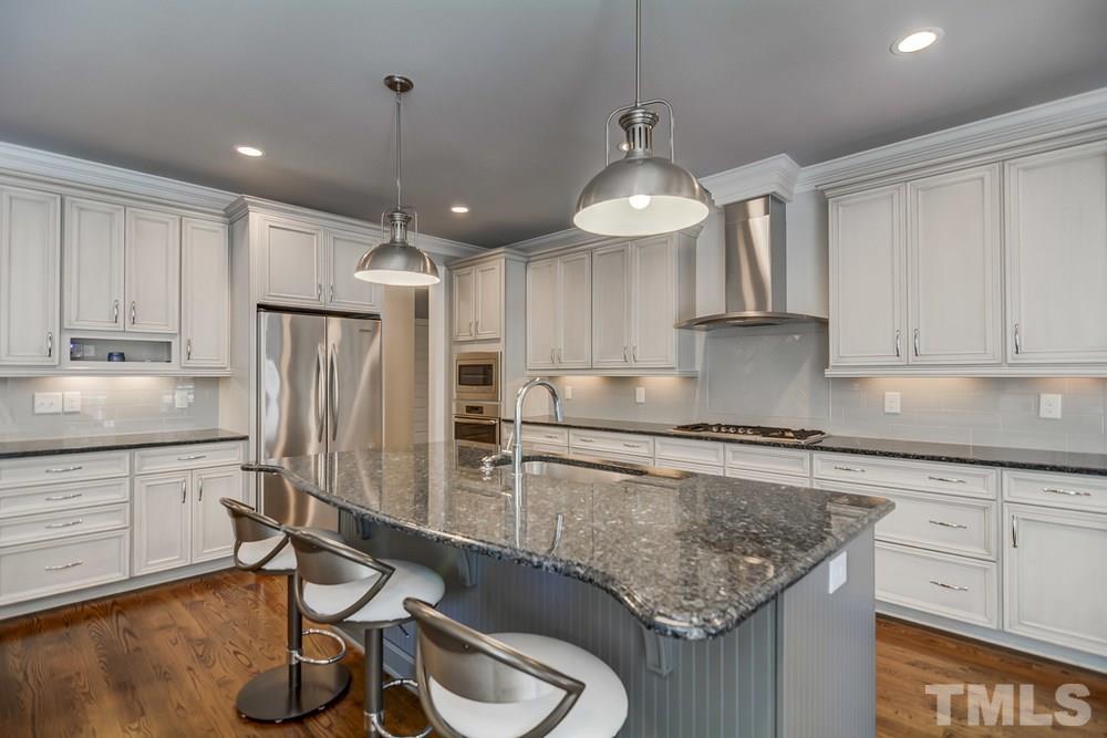 8816 Breeland Way Raleigh, NC 27613 - Photo 8 of 25