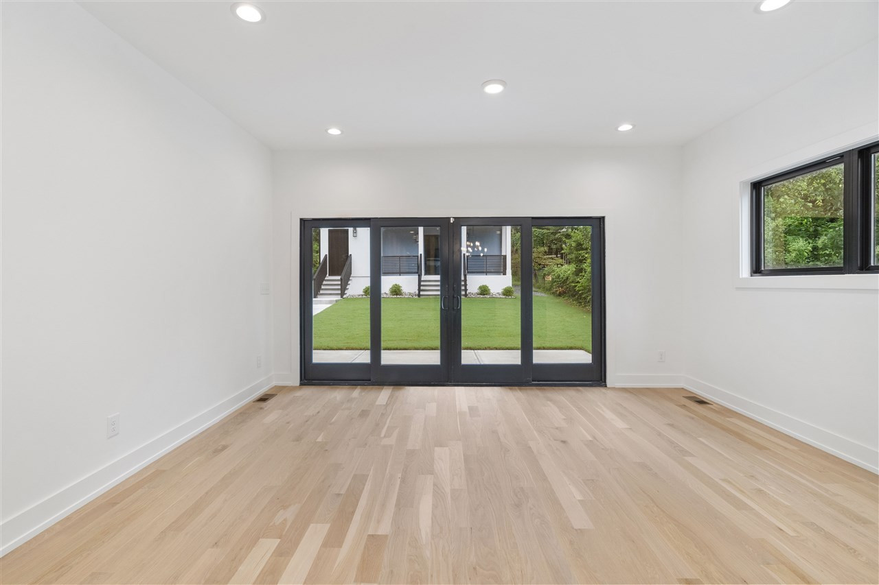 1600 Glendale Avenue Durham, NC 27701 - Photo 7 of 29 a view of an empty room with a window