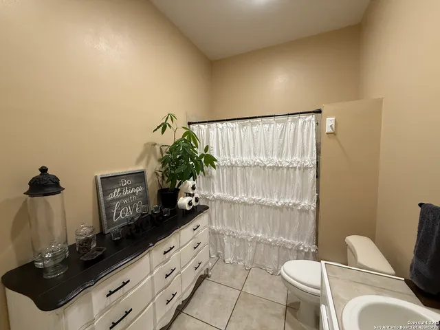 $449,950 | 1077 C Road, Sutherland Springs, TX 78161