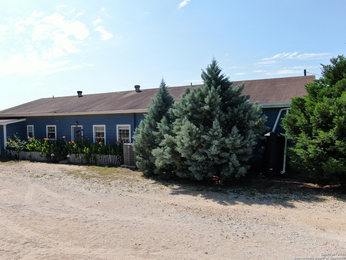 1077 C Road Sutherland Springs, TX 78161 - Photo 45 of 45 a front view of a house with a yard