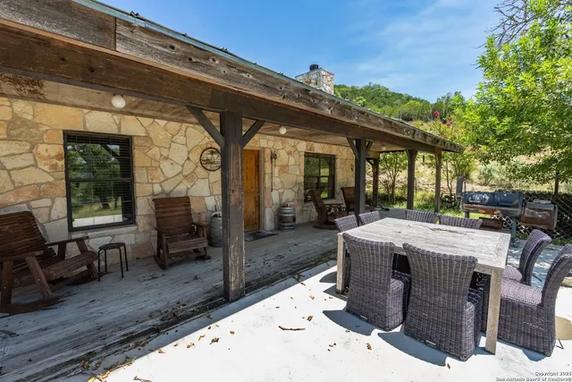 $1,165,000 | 3388 Thomas Creek Road, Medina, TX 78055