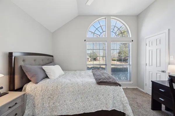 $2,900 | 220 Redwood Court, Keller, TX 76248