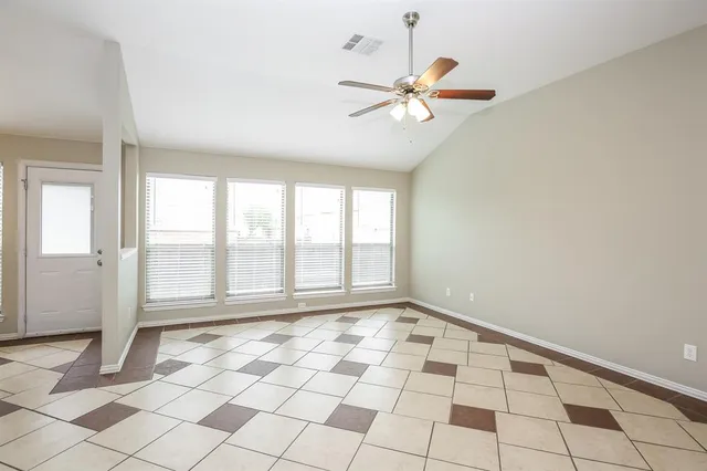 $1,845 | 9336 Cynthia Court, Fort Worth, TX 76140