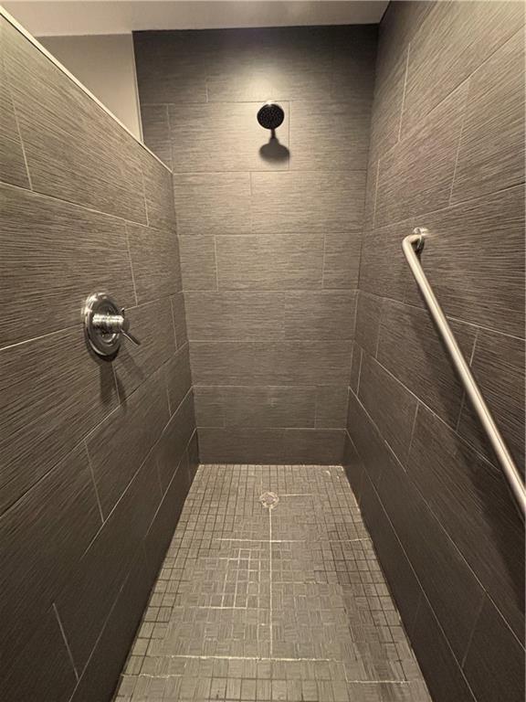 1312 Market Street, Unit 1 Beaver, PA 15009 - Photo 15 of 17 a bathroom with a shower