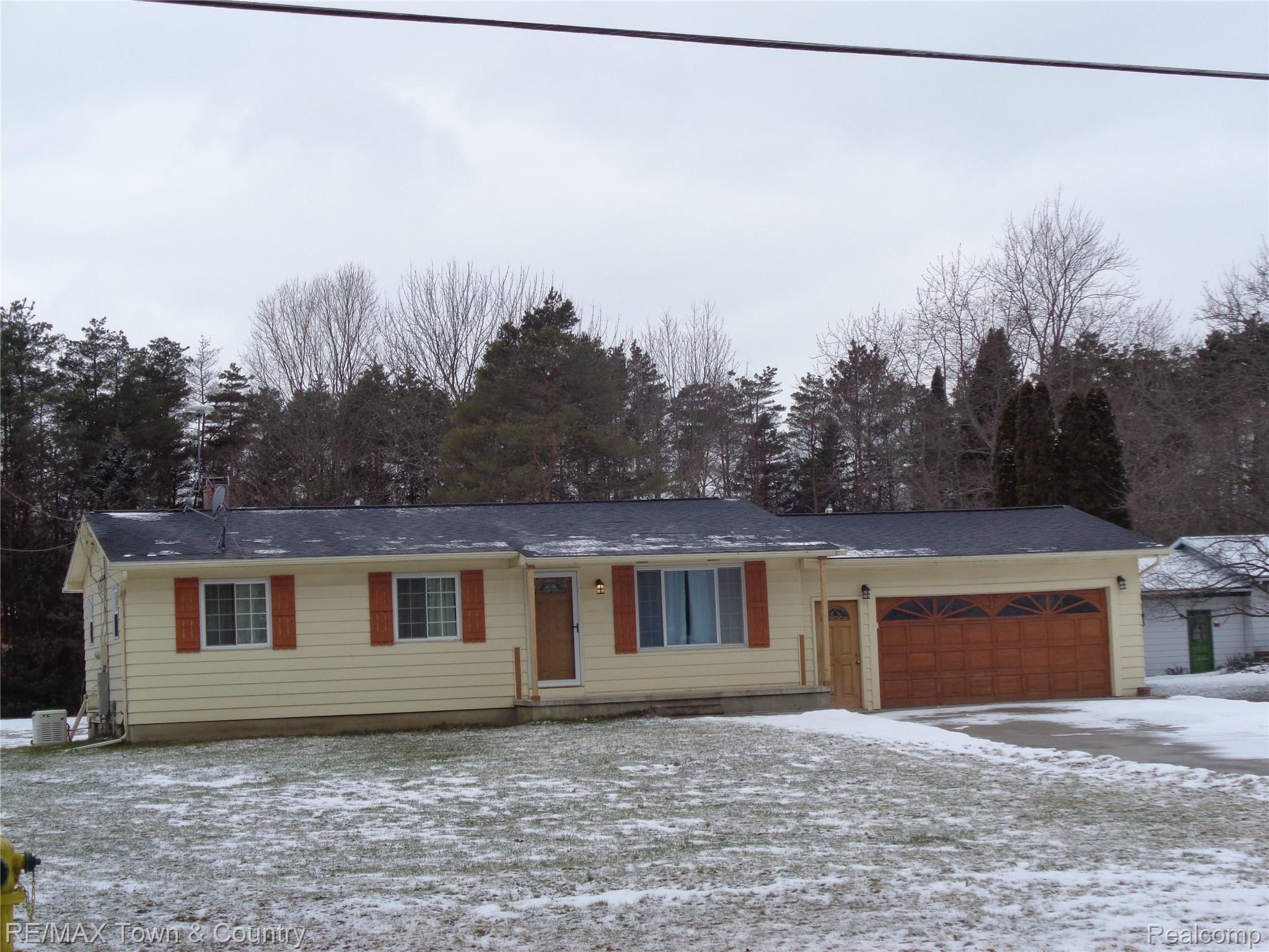 7375 Gillette Road Flushing, MI 48433 - Photo 28 of 28 DSC02951.JPG