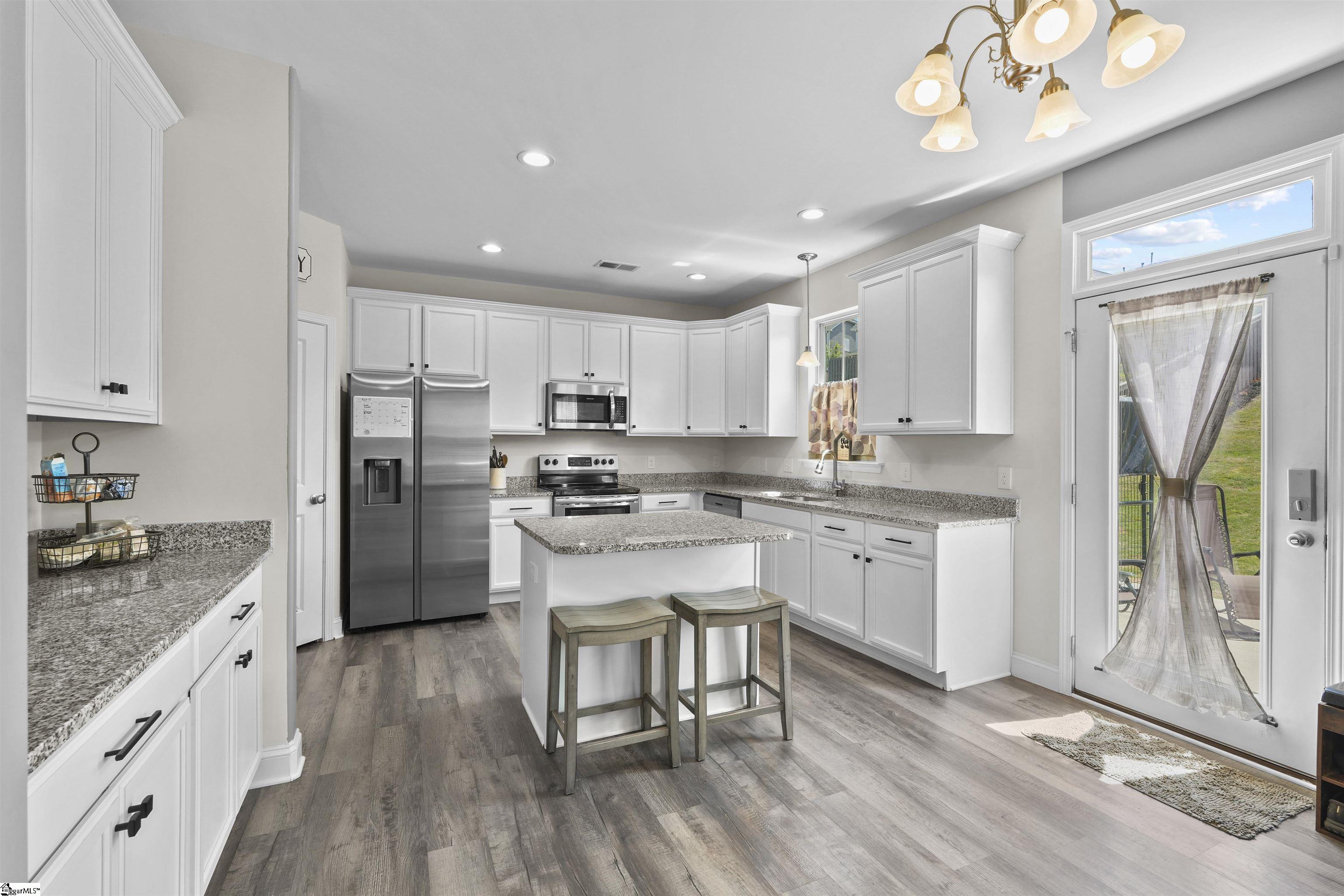 607 River Trace Loop Simpsonville, SC 29680 - Photo 11 of 41