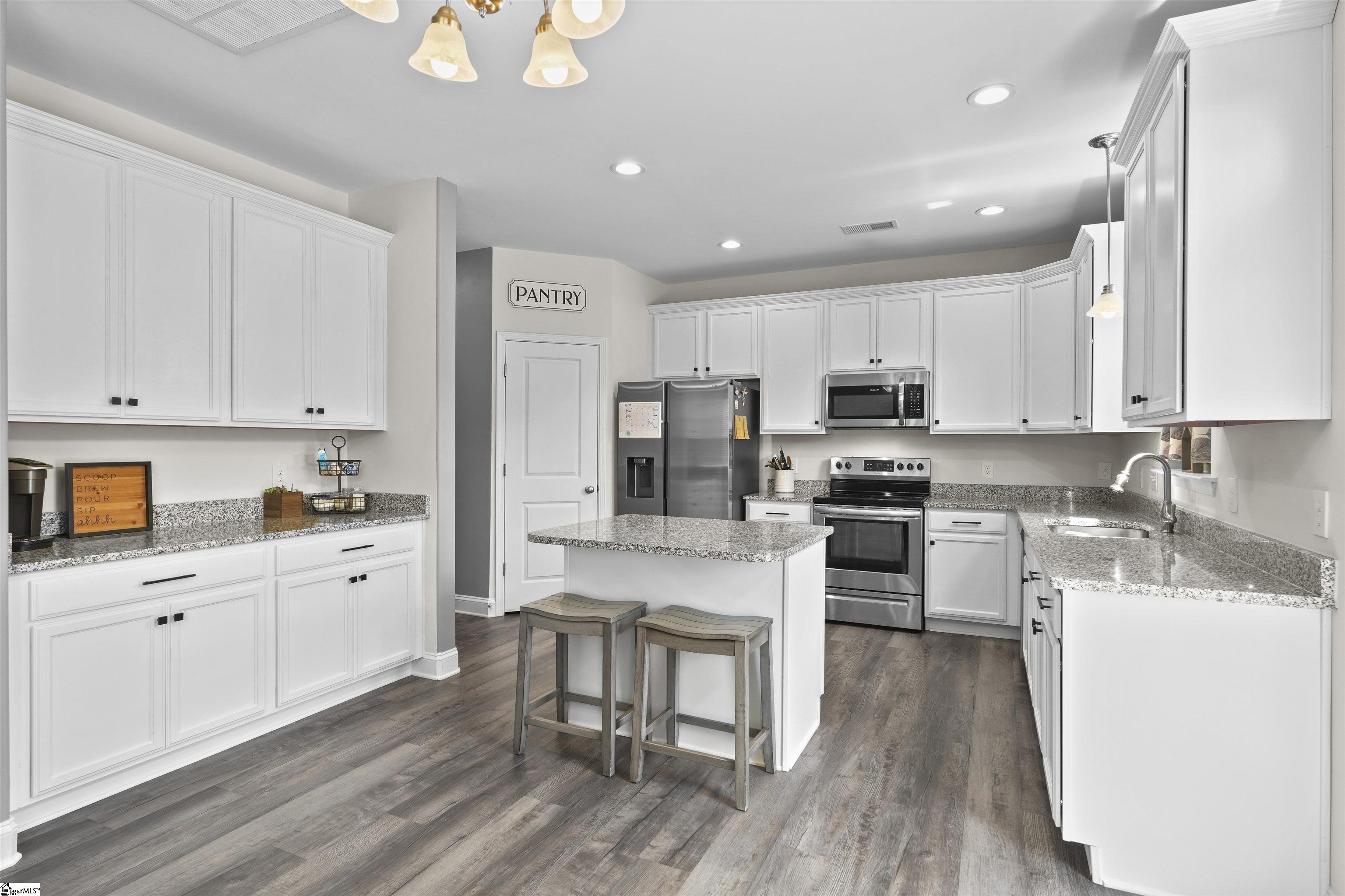 607 River Trace Loop Simpsonville, SC 29680 - Photo 12 of 41