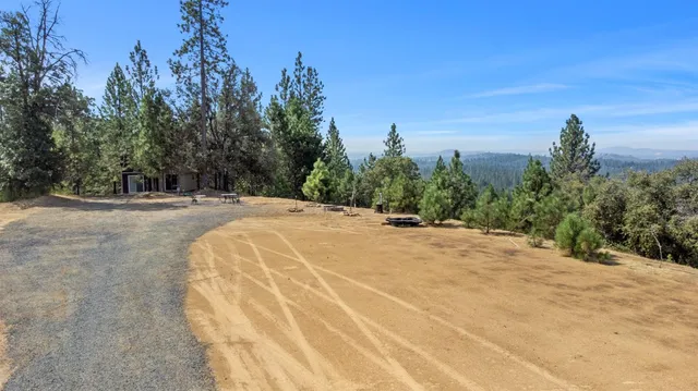 a view of outdoor space with city view