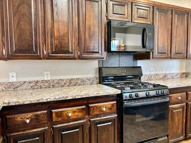 $1,800 | 7108 Imperial Trail, Amarillo, TX 79106