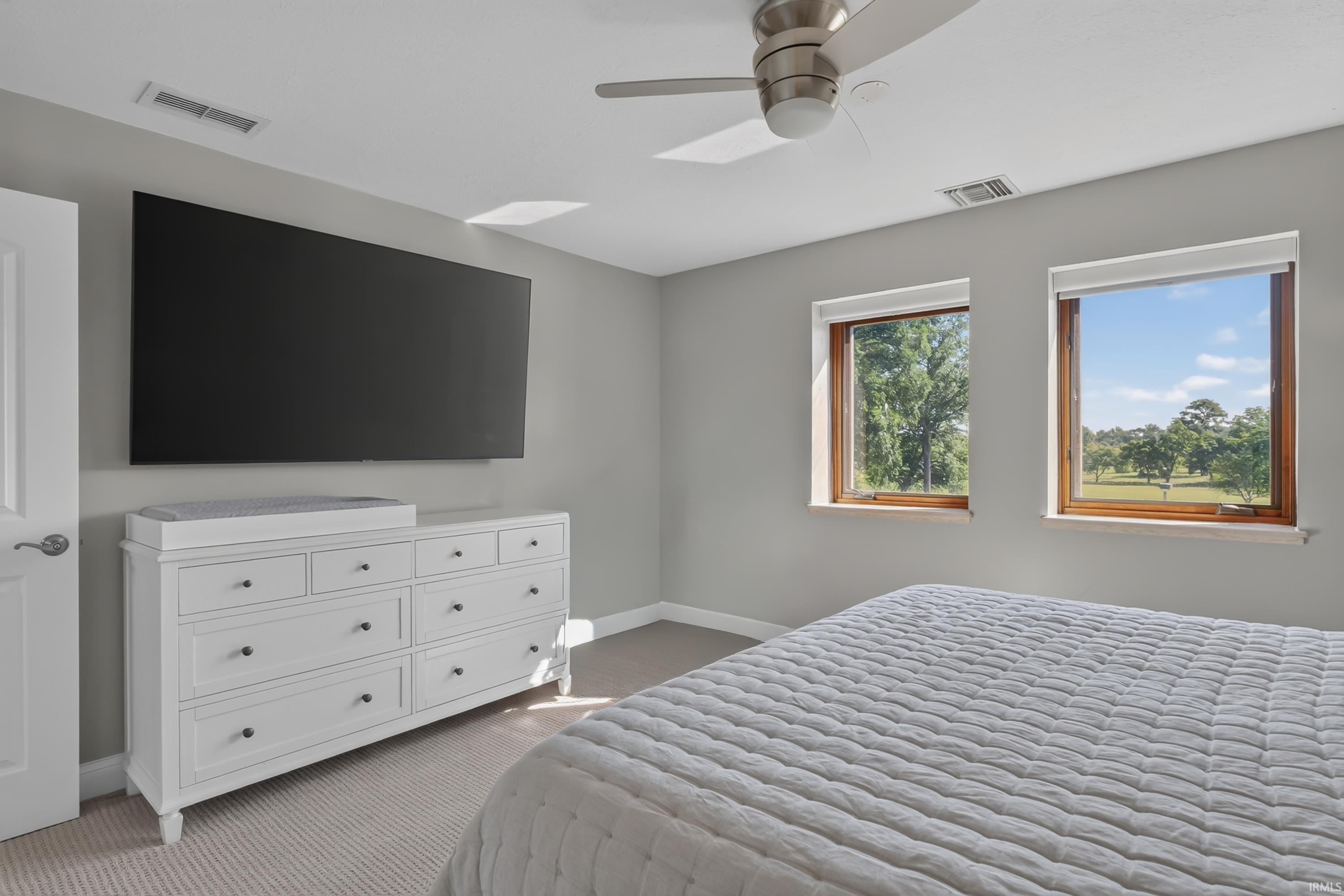 12275 North Ogden Point Road, Unit 304 Syracuse, IN 46567 - Photo 16 of 33 Gallery Image 16