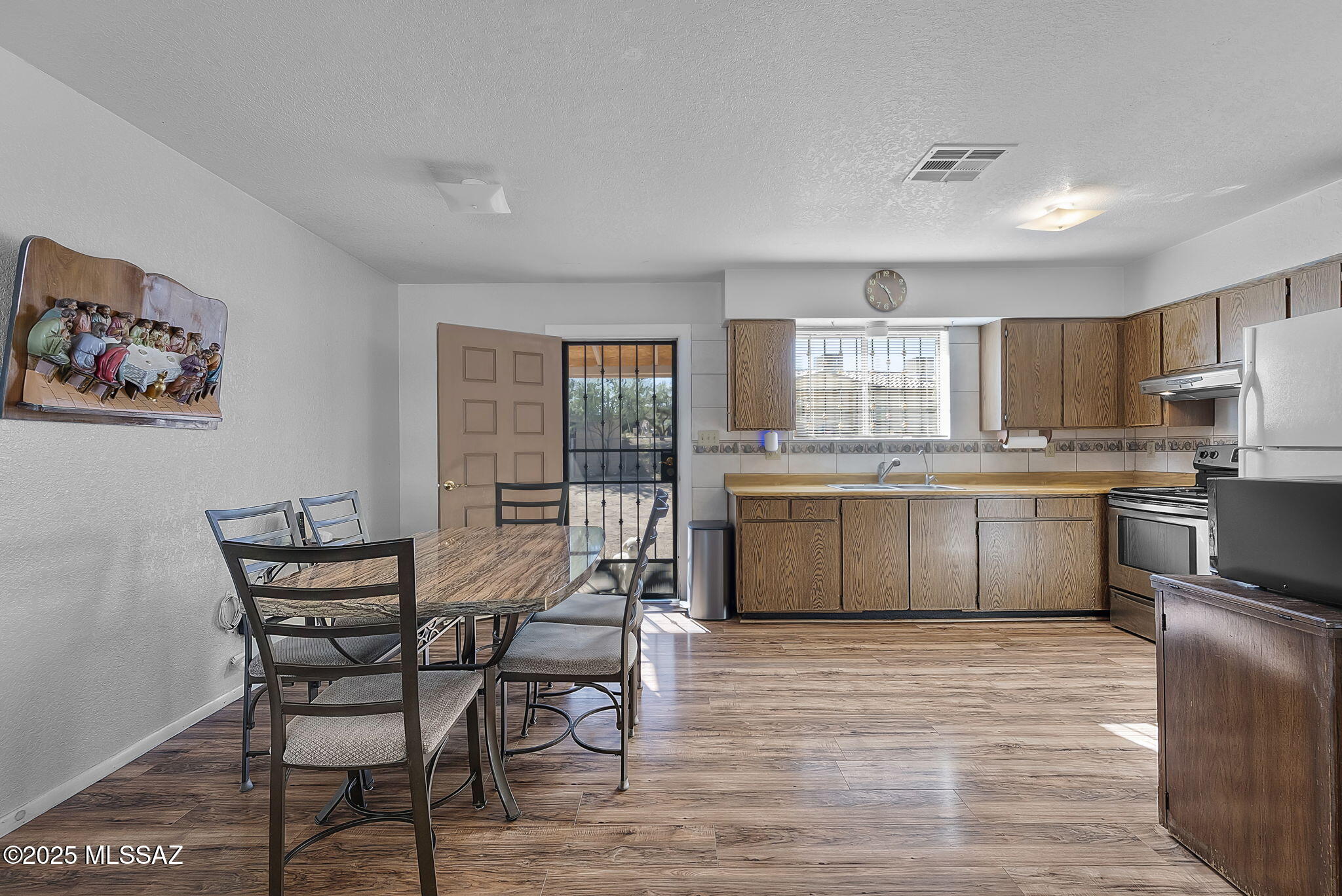 435 Calle Azulejo Rio Rico, AZ 85648 - Photo 7 of 24