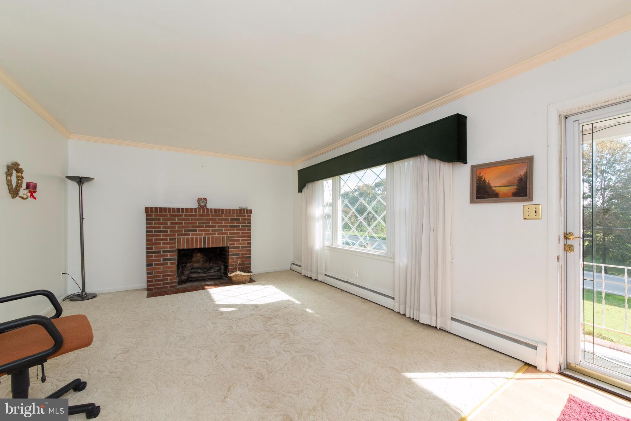 1703 Conowingo Road Rising Sun, MD 21911 - Photo 5 of 30 Living Room