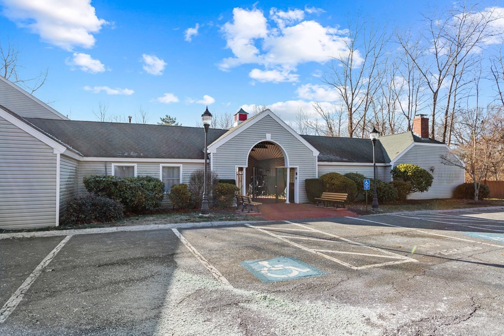 15 Victoria Heights Road, Unit 15 Boston, MA 02136 - Photo 22 of 25 Gallery Image 22