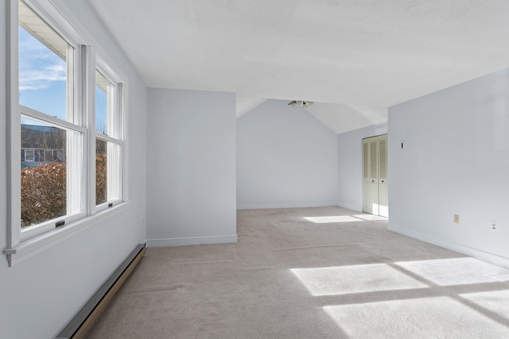 15 Victoria Heights Road, Unit 15 Boston, MA 02136 - Photo 3 of 25 Gallery Image 3