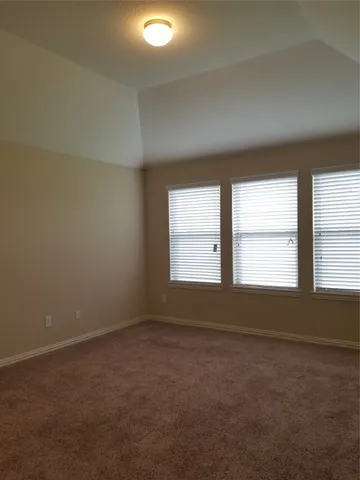 $2,300 | 5217 Green Heath Lane, Rosharon, TX 77583