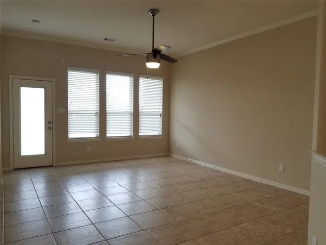 $2,300 | 5217 Green Heath Lane, Rosharon, TX 77583