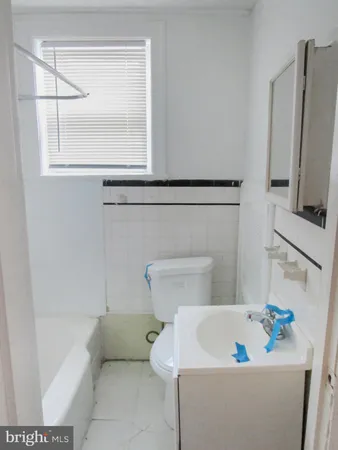 $895 | 6700-2 Keystone Street, Philadelphia, PA 19135