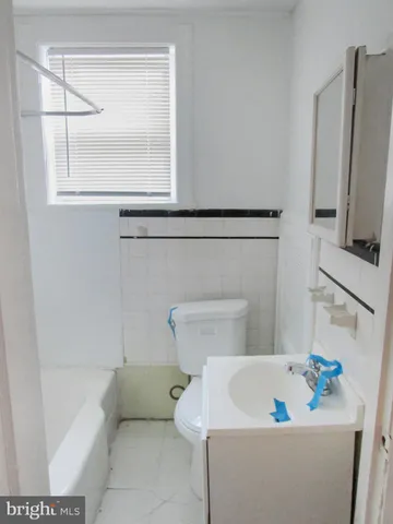 $895 | 6700-2 Keystone Street, Philadelphia, PA 19135