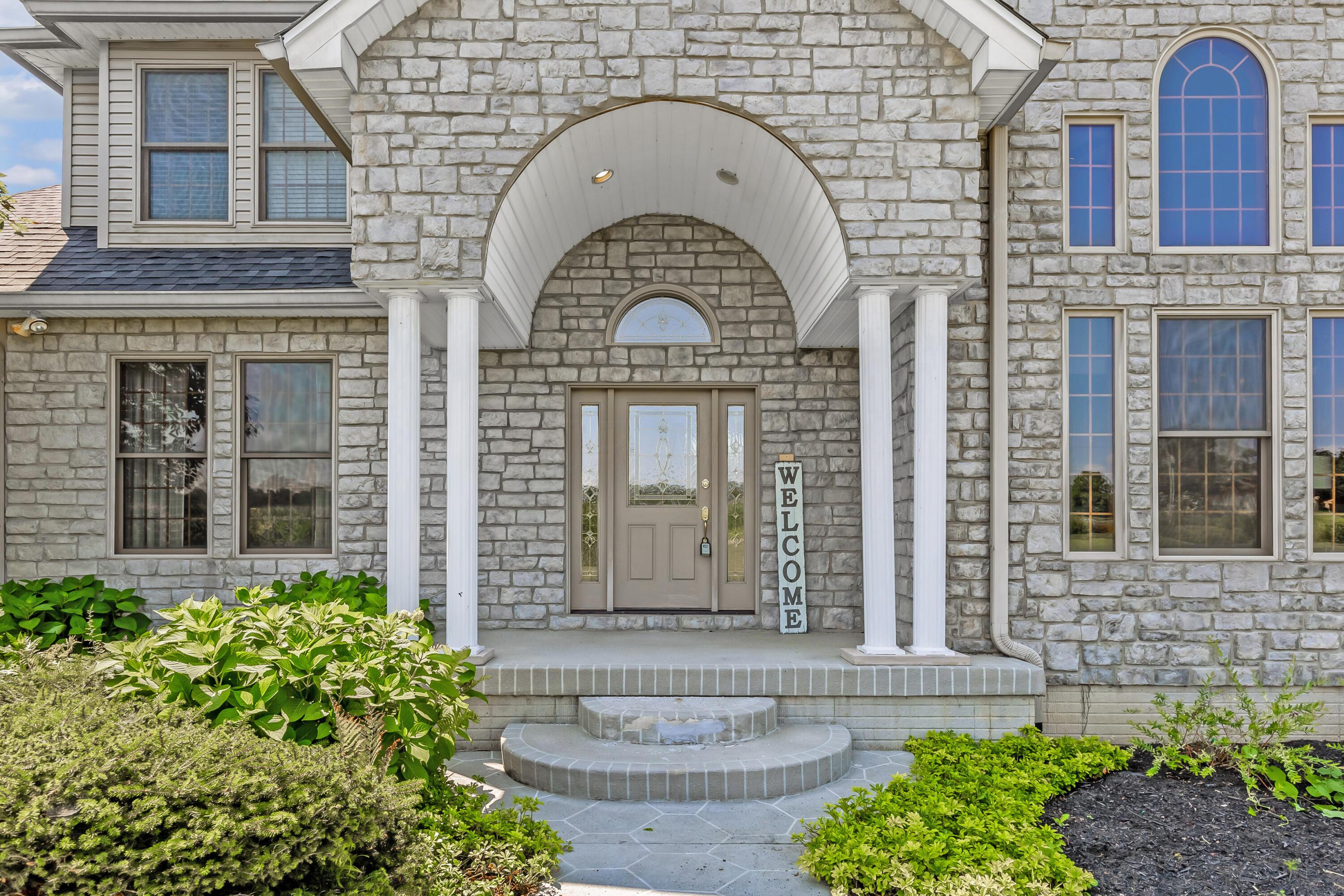 9511 Basil Road Northwest Baltimore, OH 43105 - Photo 4 of 89 Front