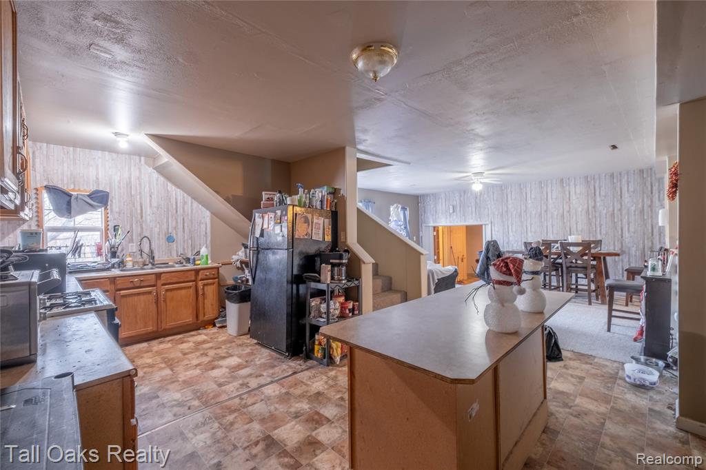6054 East Pierson Road Flint, MI 48506 - Photo 26 of 38