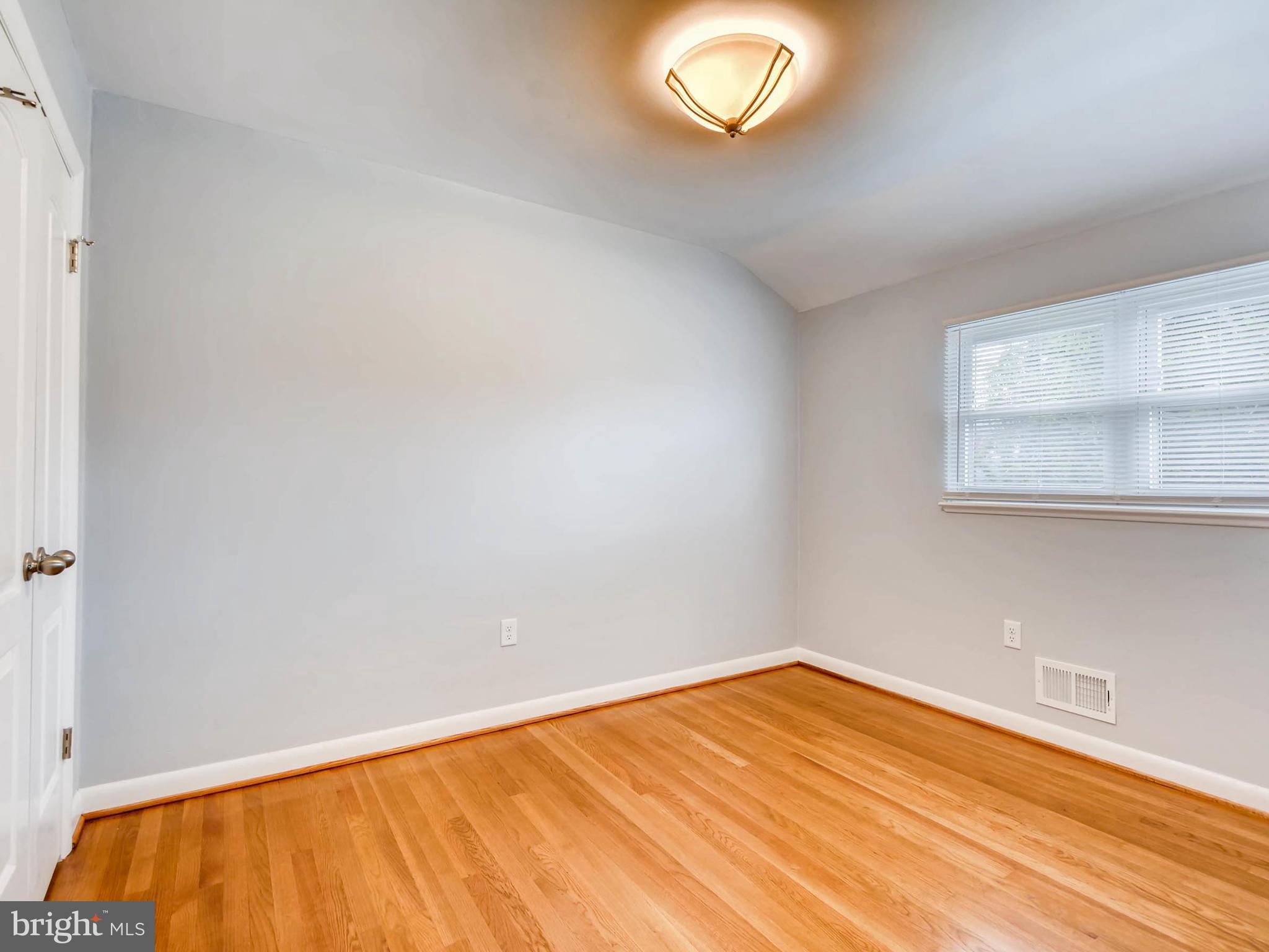 613 Queensgate Road Baltimore, MD 21229 - Photo 12 of 30 Bedroom