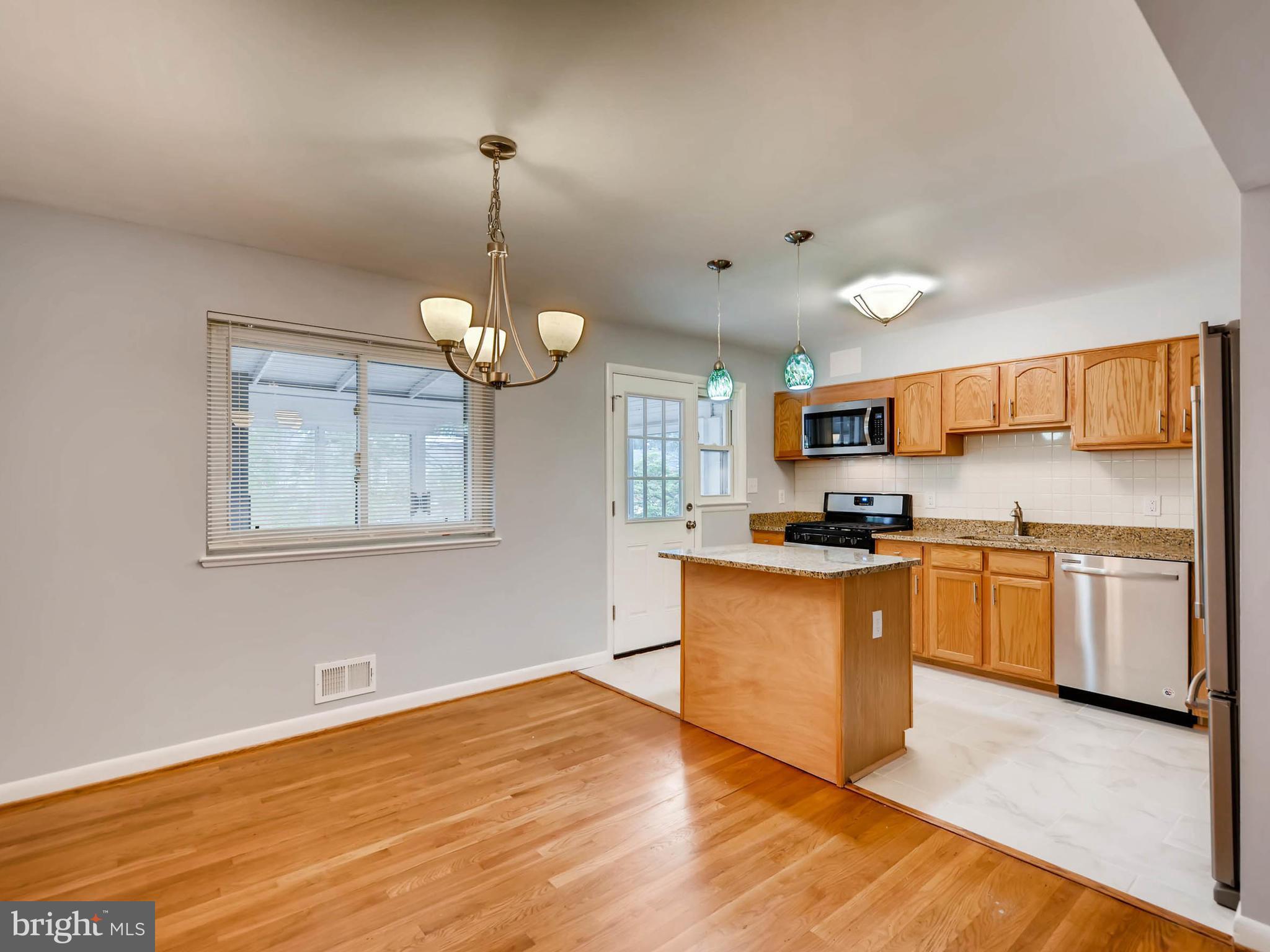613 Queensgate Road Baltimore, MD 21229 - Photo 3 of 30 Kitchen