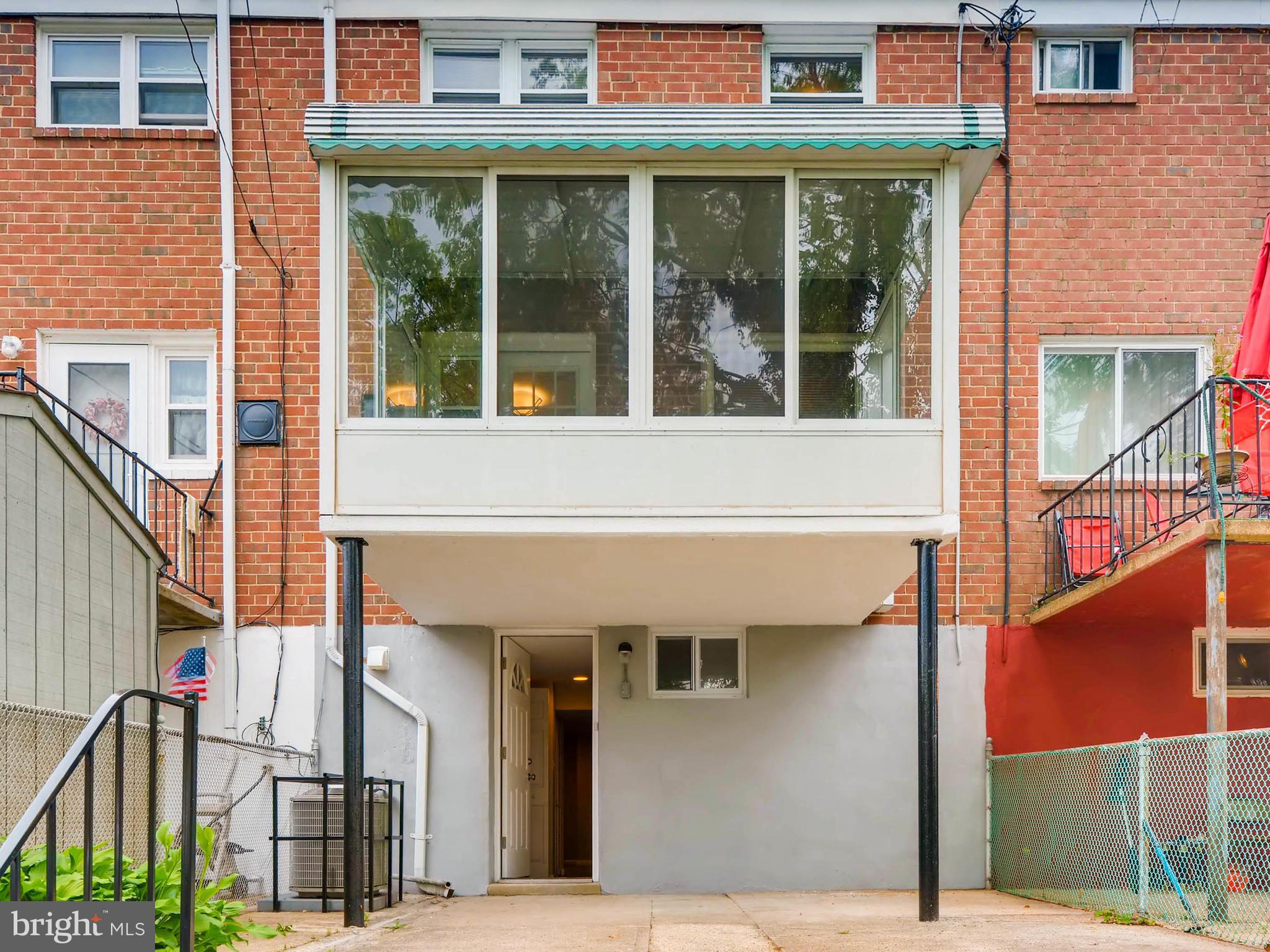613 Queensgate Road Baltimore, MD 21229 - Photo 29 of 30 Rear
