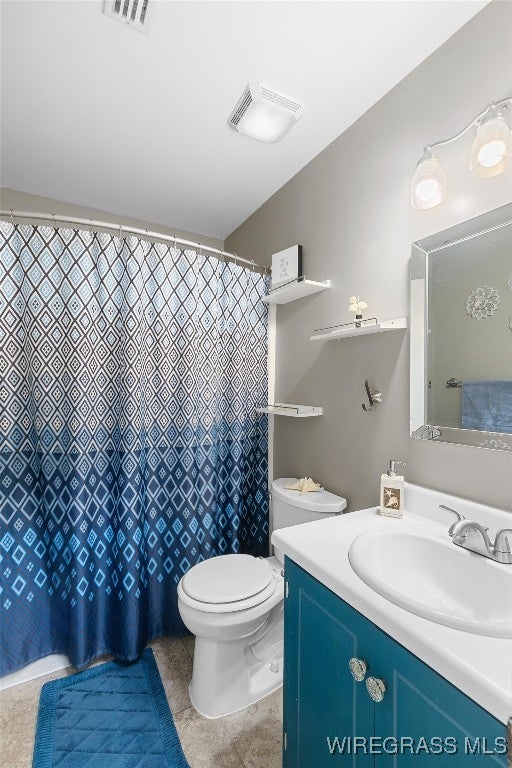 Hall Bathroom