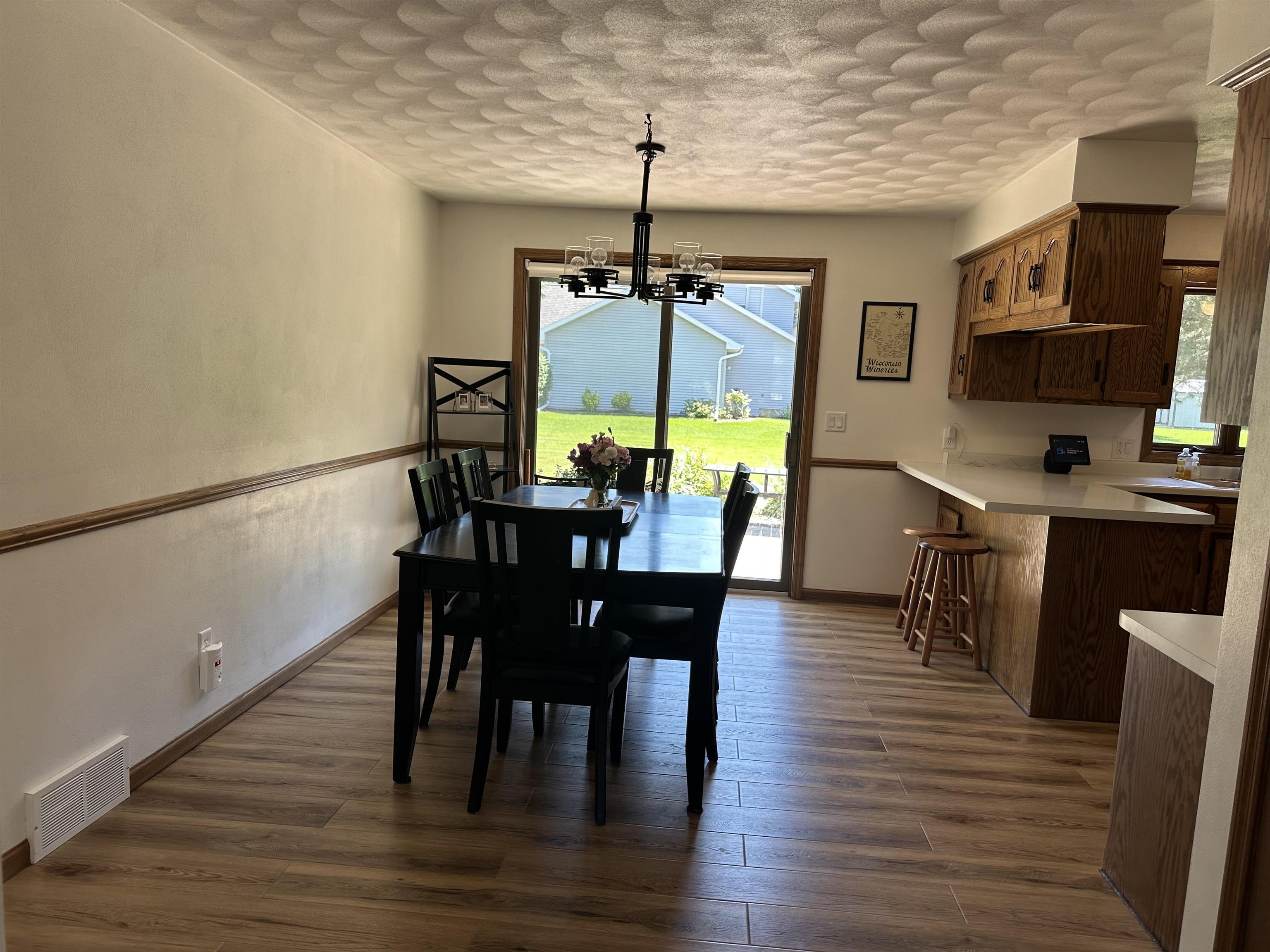 N9626 Darboy Drive Appleton, WI 54915 - Photo 6 of 21