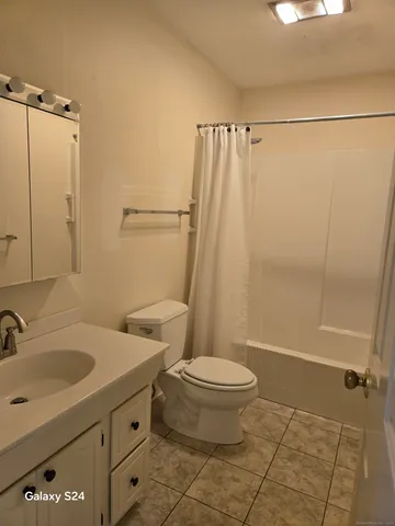 $250,000 | 7 Brantwood Drive, Unit 7, Madison, CT 06443