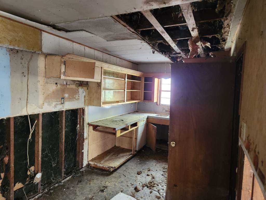 950 Millie Street Vidor, TX 77662 - Photo 7 of 8