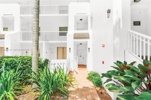 $3,500 | 10730 Northwest 66th Street, Unit 113, Doral, FL 33178