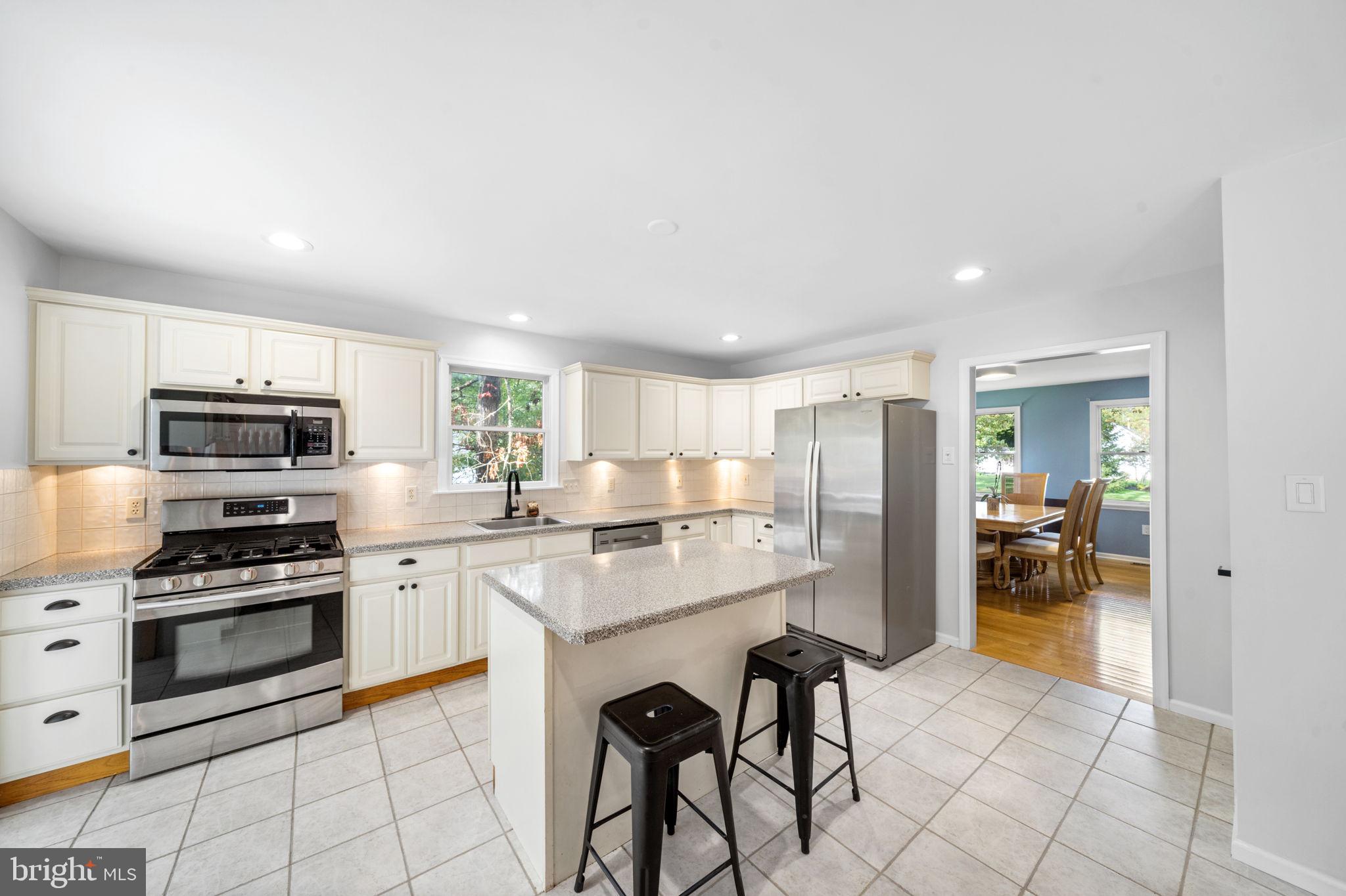 16 Laurel Ridge Road Ocean View, NJ 08230 - Photo 8 of 68 Gallery Image 8